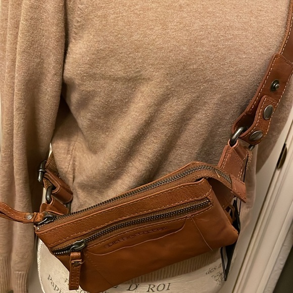 Beautiful Spikes & Sparrow Fanny pack ! Closet clear out no returns. Need room! - Picture 5 of 10